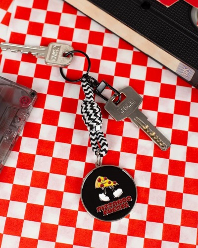 Llavero eres mejor ... pizza  UO