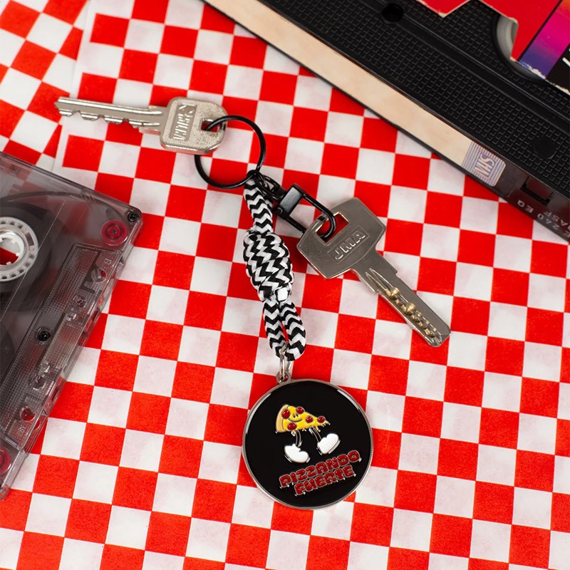 Llavero eres mejor ... pizza  UO